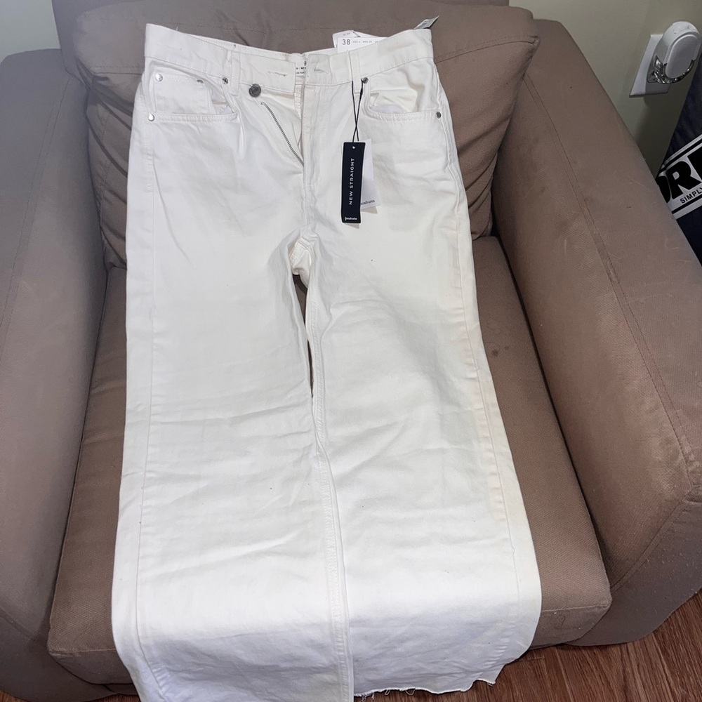 Stradivarius Off-White Straight Jeans